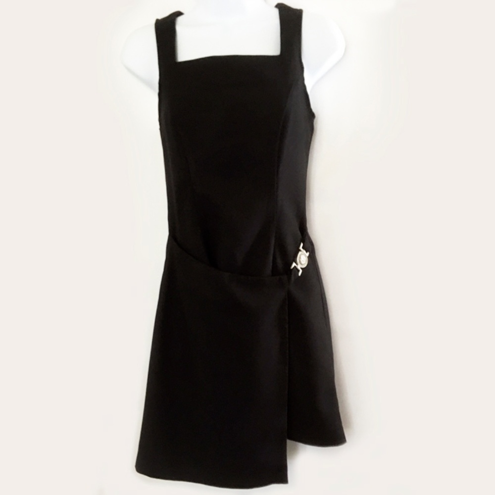 City Triangles Black Dress with beautiful neckline